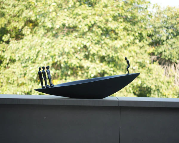 Savious Boat Men Sculpture For Courtyard